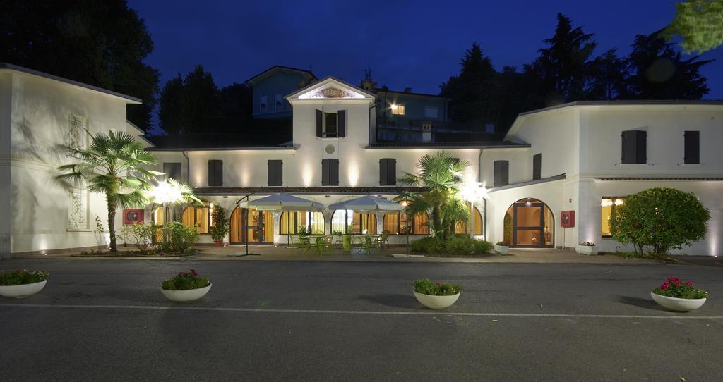 Ristorante La Grotta 3*